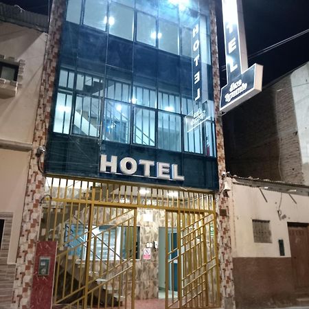 Hotel Jose Ignacio Chepén 外观 照片