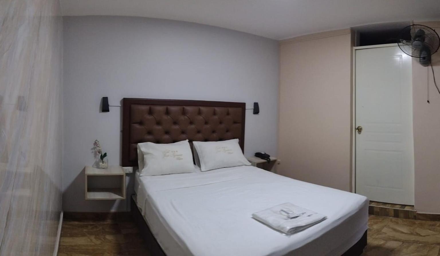 Hotel Jose Ignacio Chepén 外观 照片
