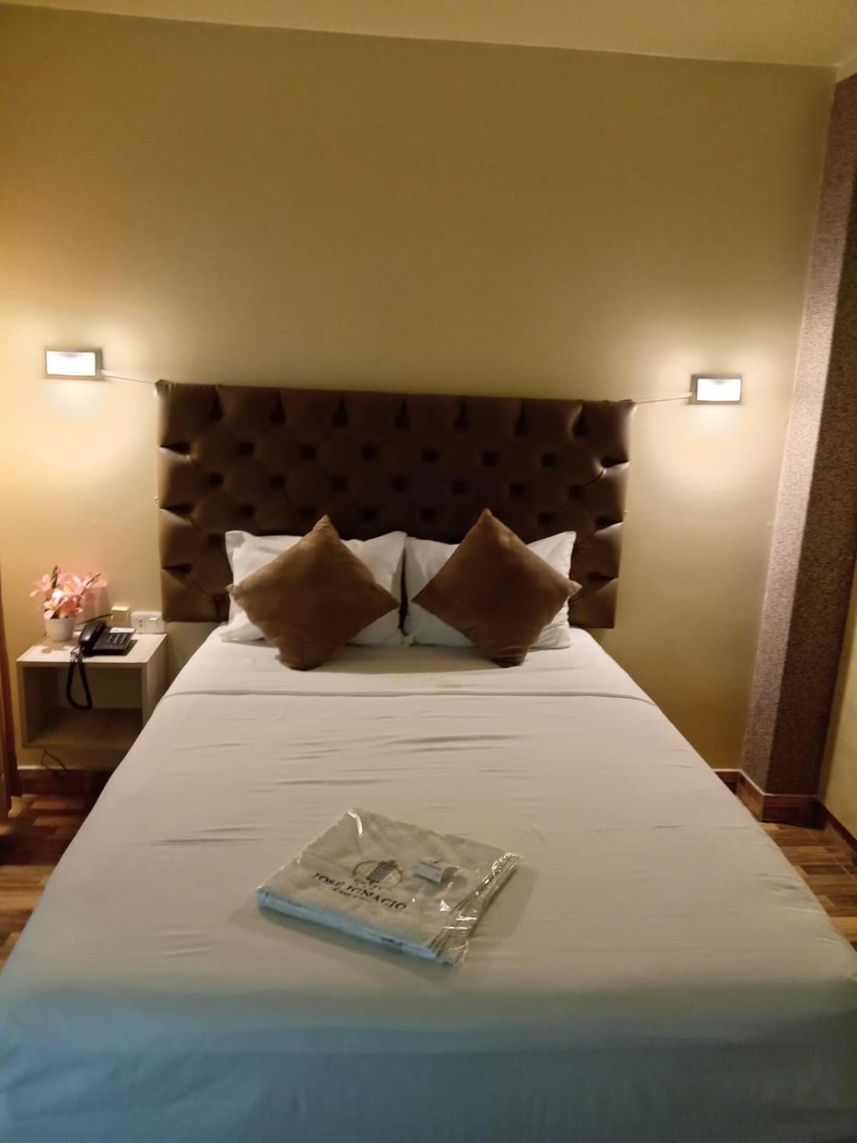 Hotel Jose Ignacio Chepén 外观 照片