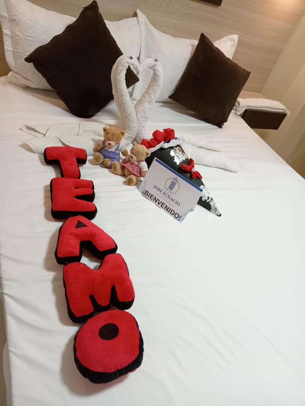 Hotel Jose Ignacio Chepén 外观 照片