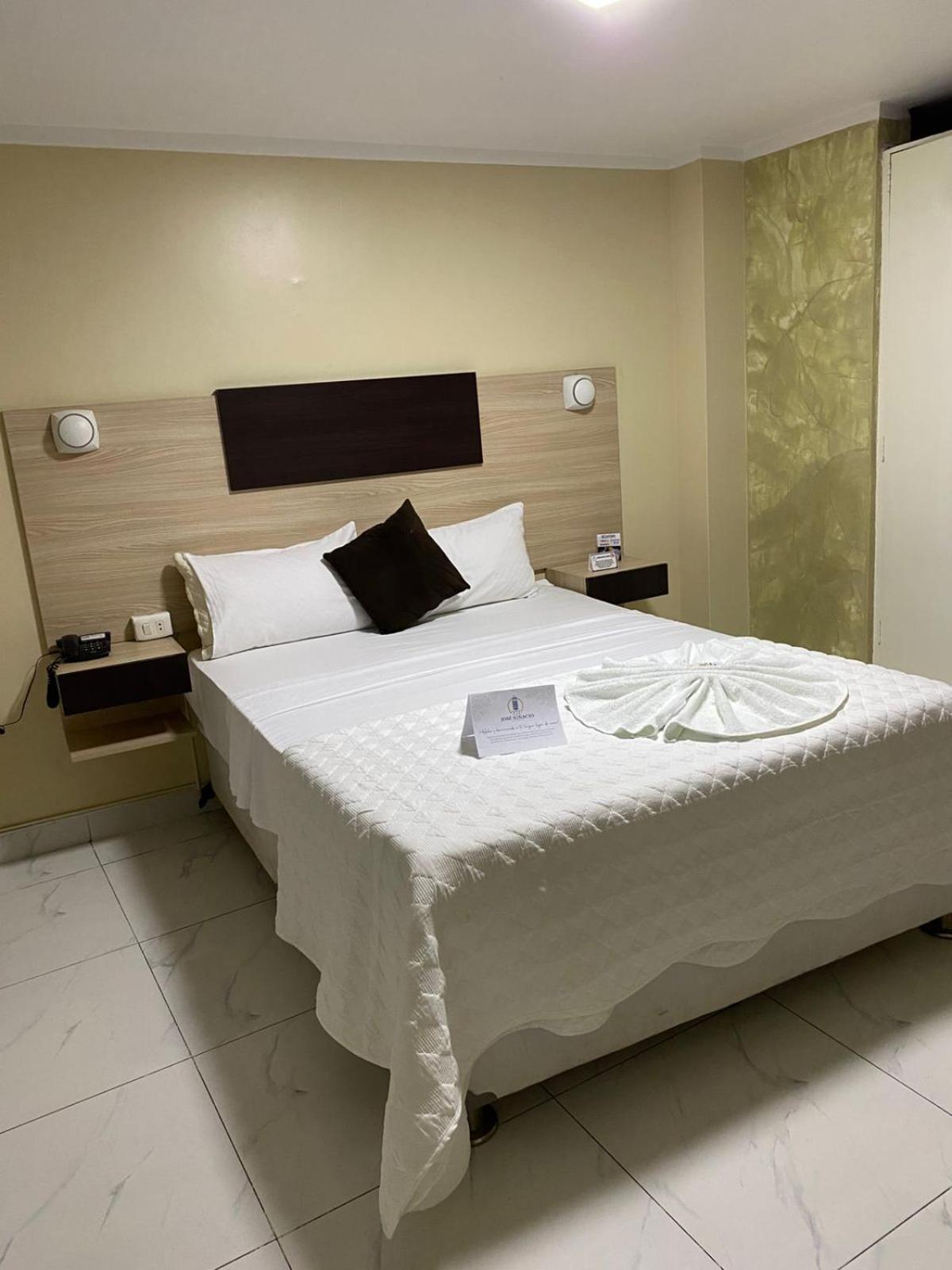 Hotel Jose Ignacio Chepén 外观 照片