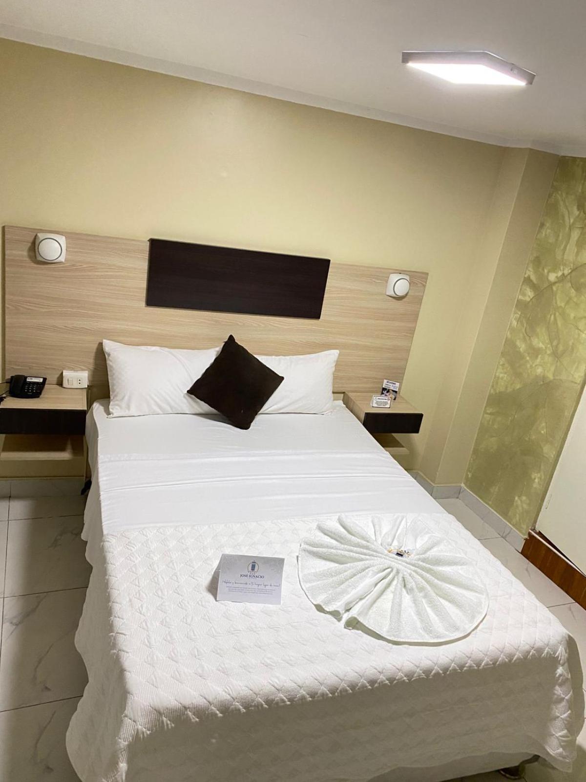Hotel Jose Ignacio Chepén 外观 照片