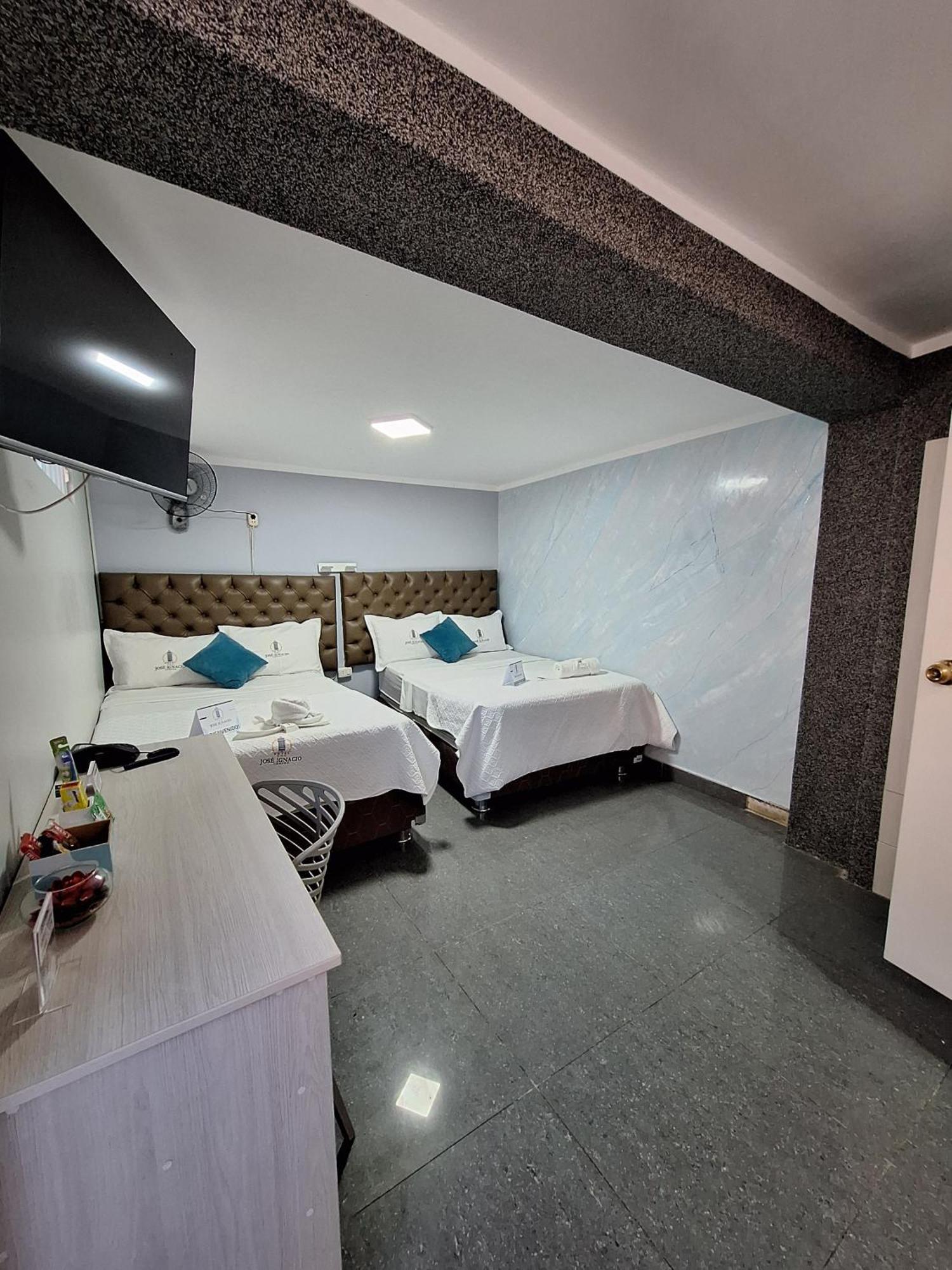 Hotel Jose Ignacio Chepén 外观 照片